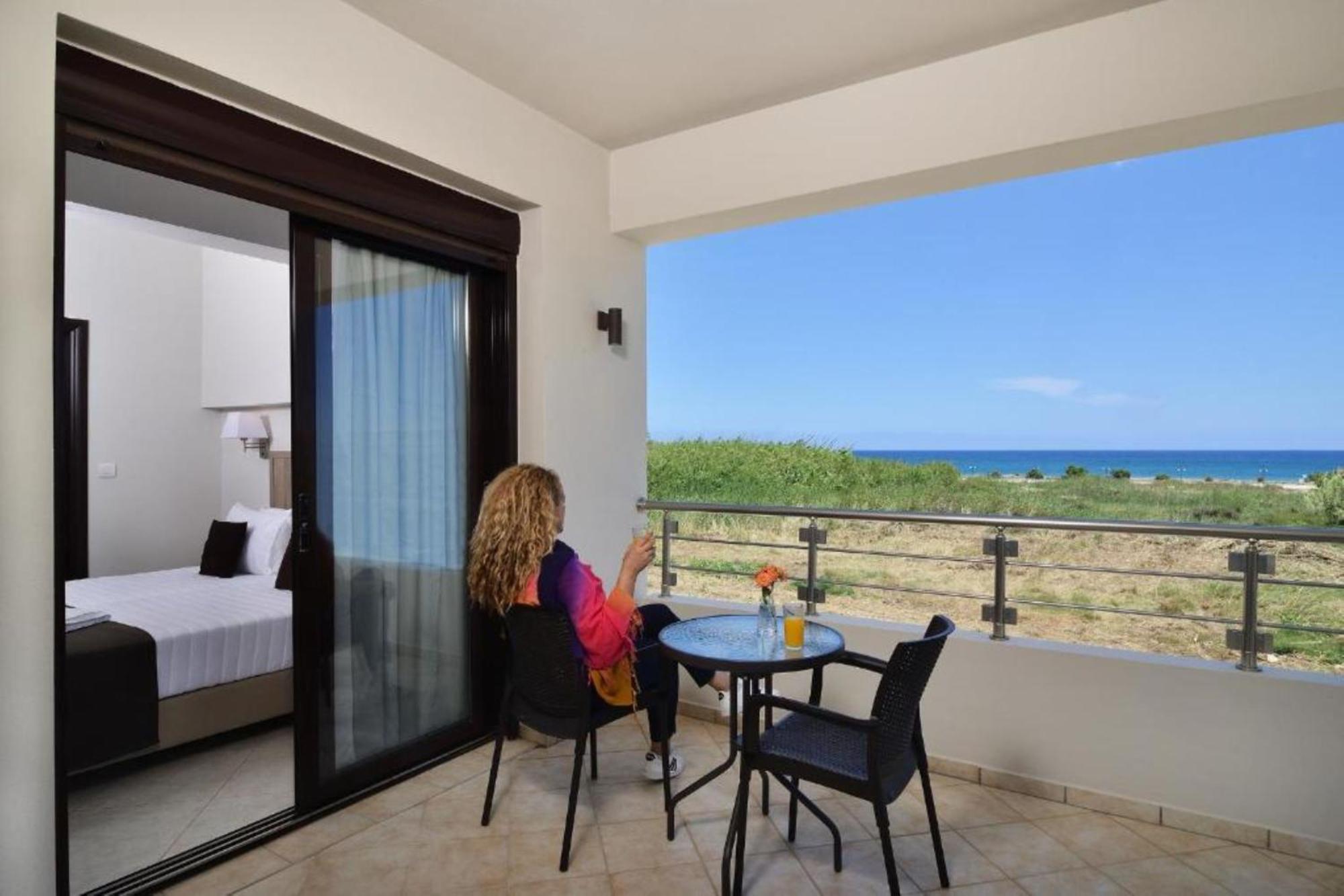 Carisa Suites And Apartments Maleme Extérieur photo
