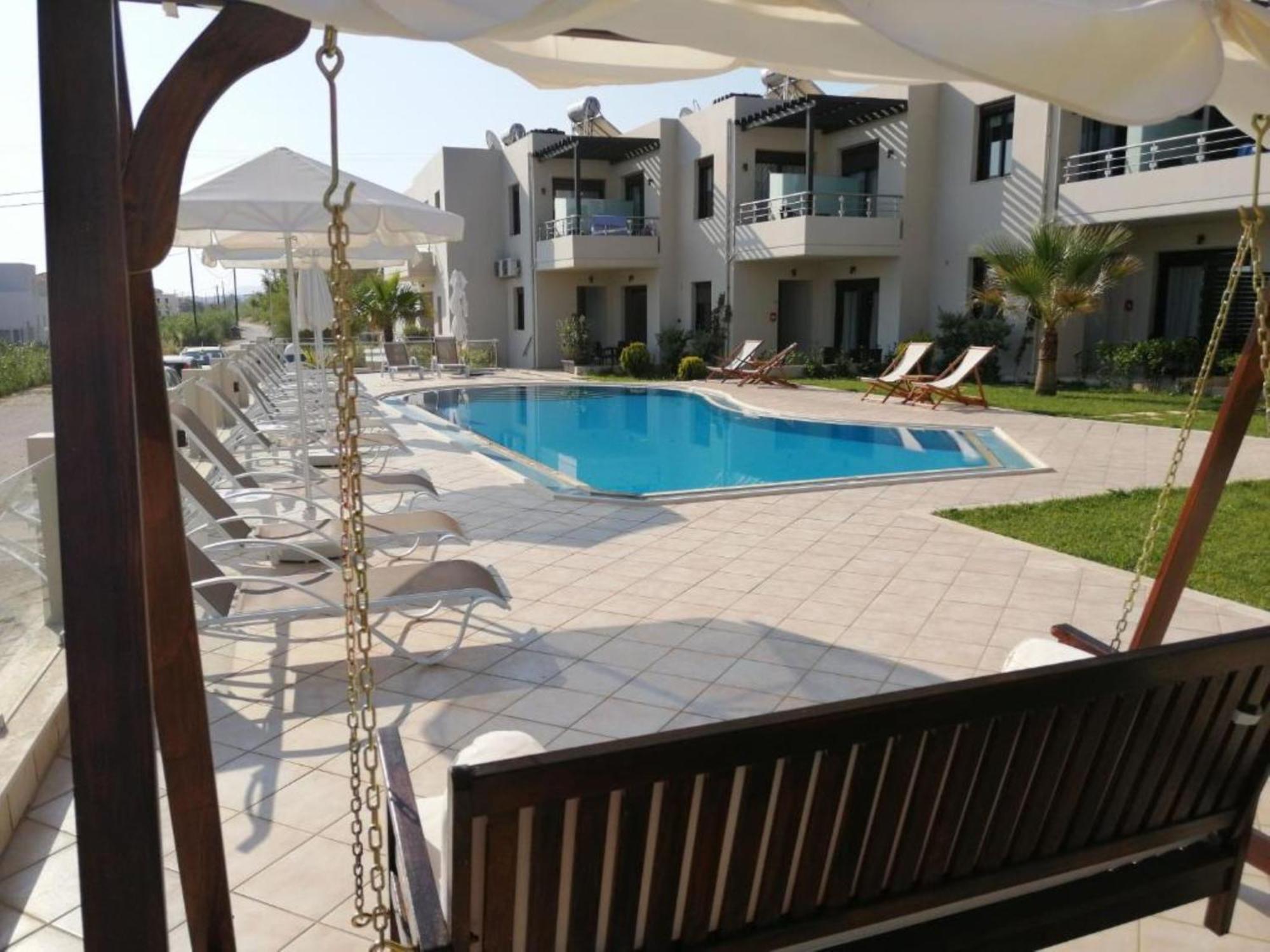 Carisa Suites And Apartments Maleme Extérieur photo